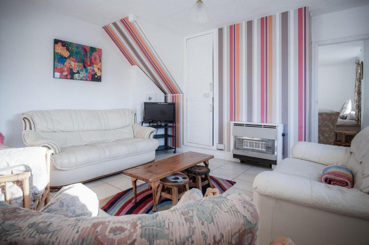 Maytree Cottage - 4 Bedroom Holiday Home - Tenby Luaran gambar
