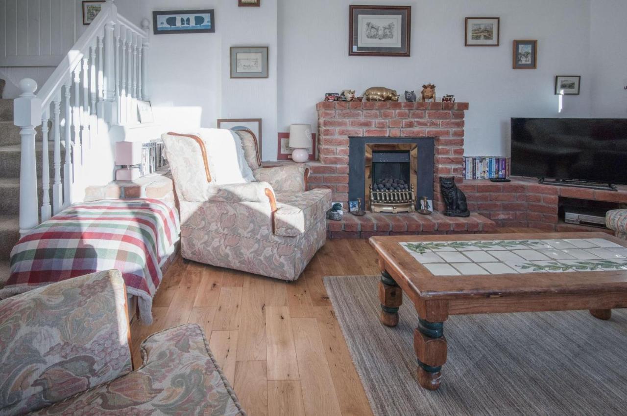 Maytree Cottage - 4 Bedroom Holiday Home - Tenby Luaran gambar